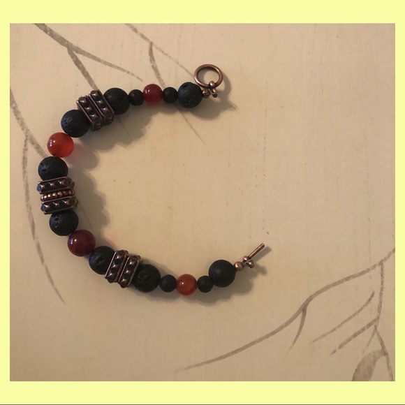 Toggle clasp bracelet designed with lava beads - Picture 1 of 6